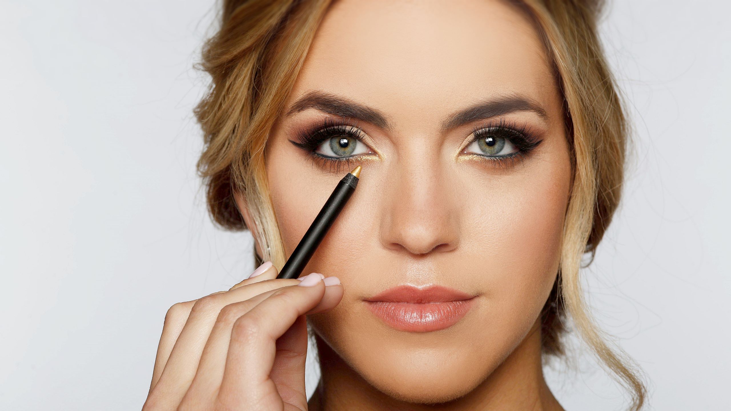 Eyelash Extensions Toronto, ON LashesLuscious